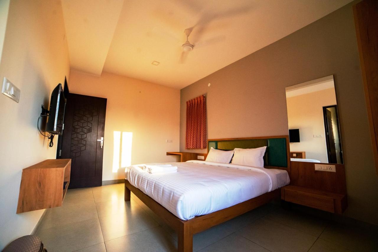 Sarvam Serviced Apartment コインバトール エクステリア 写真